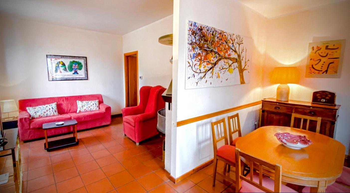 Le Residenze Dei Serravallo Trieste Luaran gambar