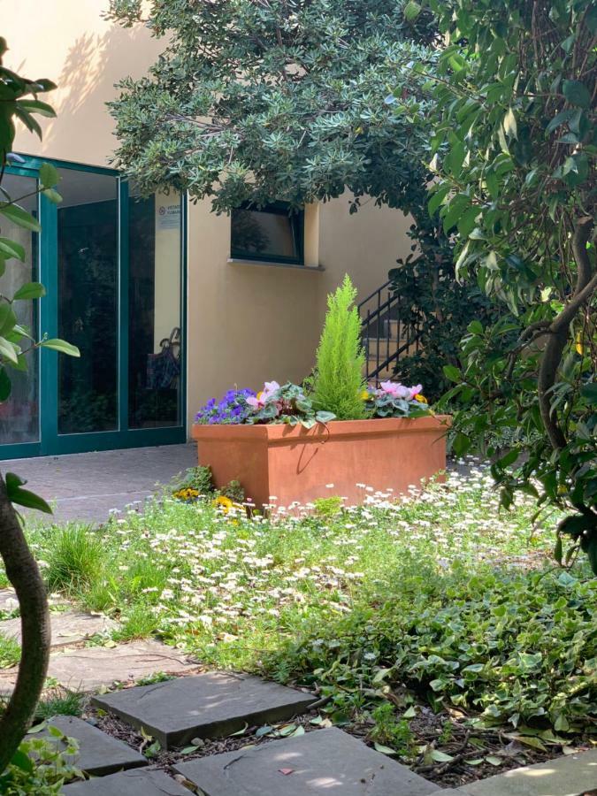 Le Residenze Dei Serravallo Trieste Luaran gambar